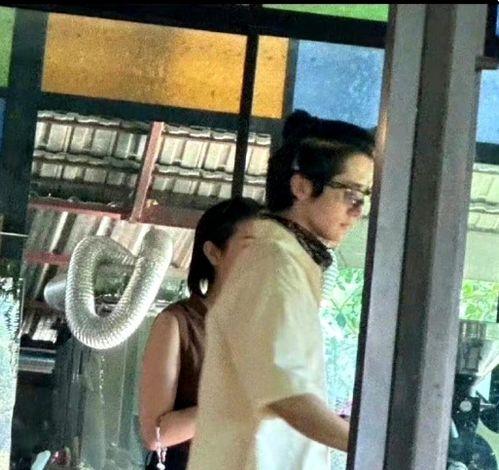 网红吃瓜塌房图片视频,揭秘网络红人背后的真相与争议